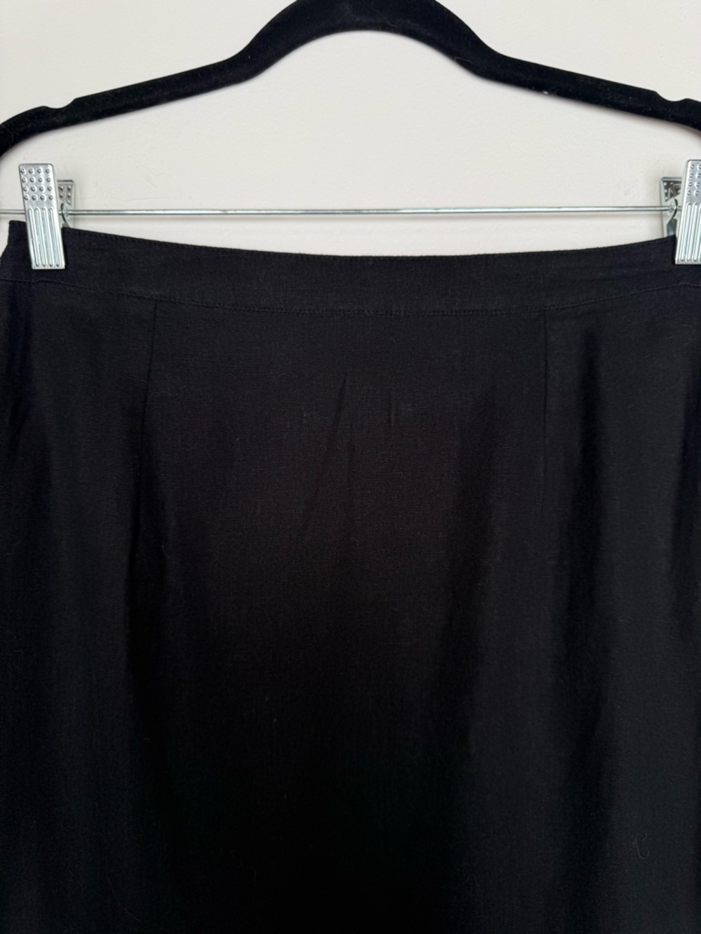 Melrose and Market Black Midi Skirt with Front Slit & Button - Picture 5 of 6